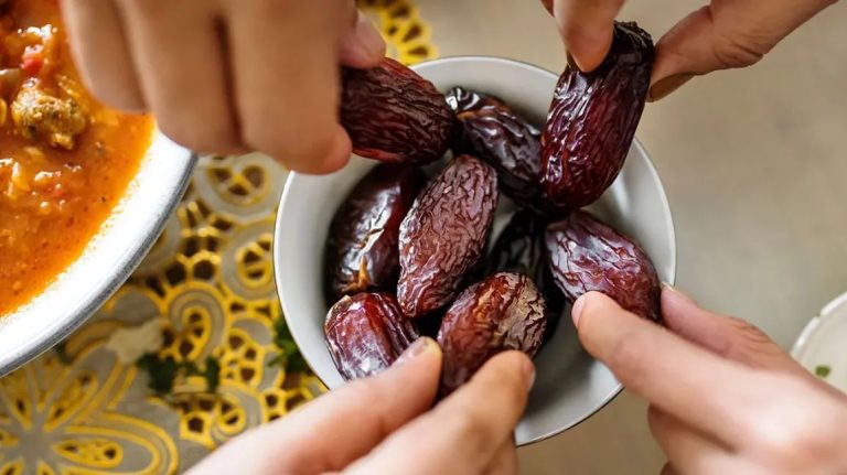 Dates Of Health Benefits And Risks For Males