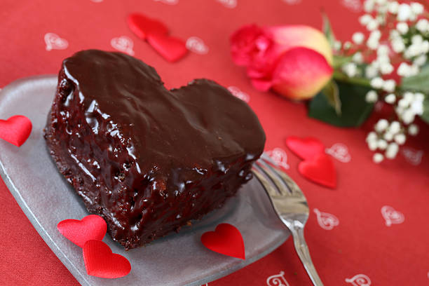 heart shaped chocolate cakes in Kolkata